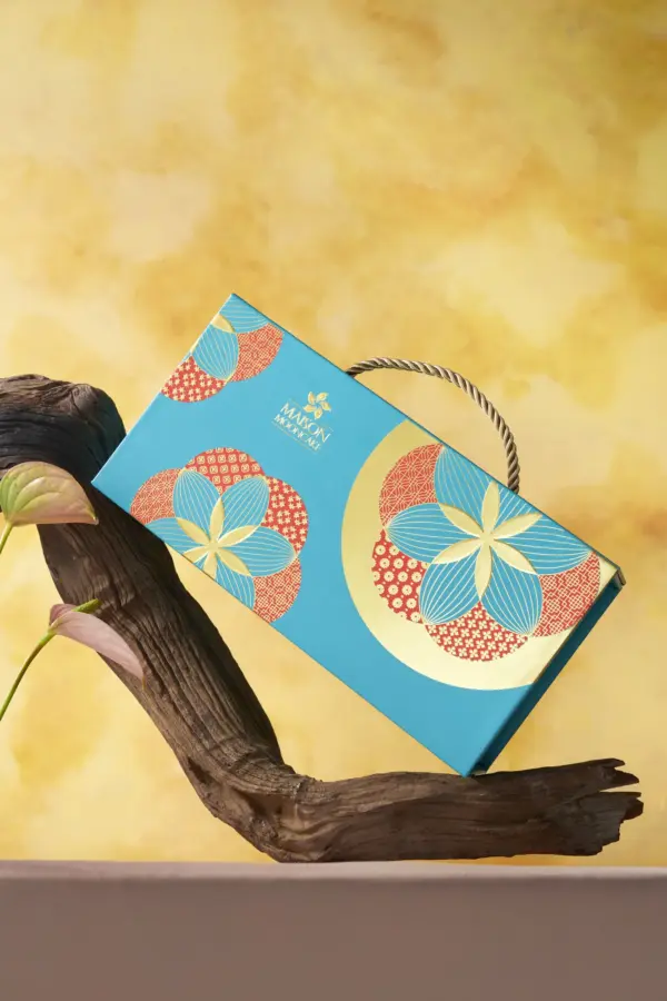 Bánh trung thu Maison Mooncake - hộp Hoa Nguyệt - set 02 bánh nướng 120g