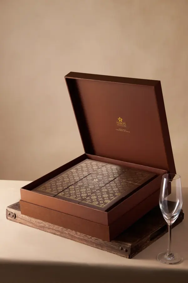 Bánh trung thu Maison Mooncake - hộp Khởi Nguyên - set 09 bánh nướng 100g
